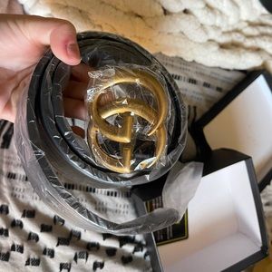 GG black gucci belt size 105 cm